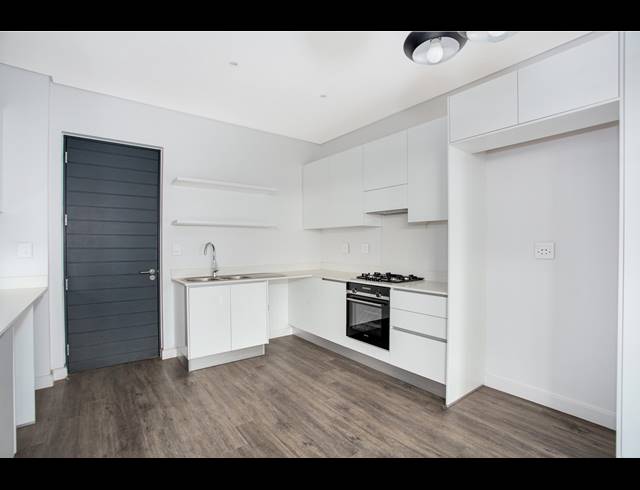 2 BEDROOM APARTMENT FOR SALE IN STEYN CITY